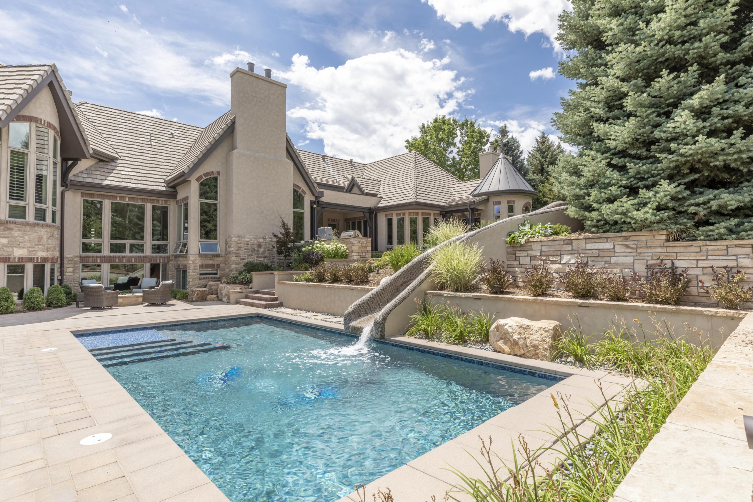 Custom Swimming Pools | Integrity Pool